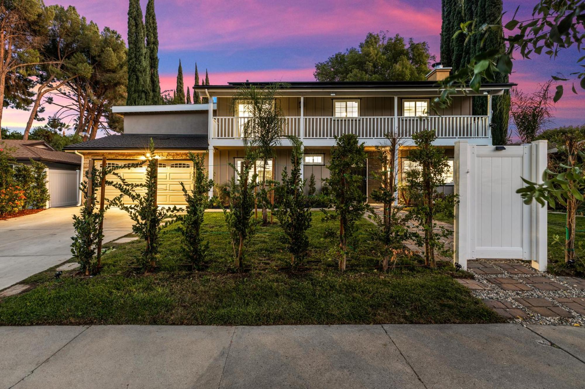 Oasis: Unrivaled Views & Endless Space Villa Los Angeles