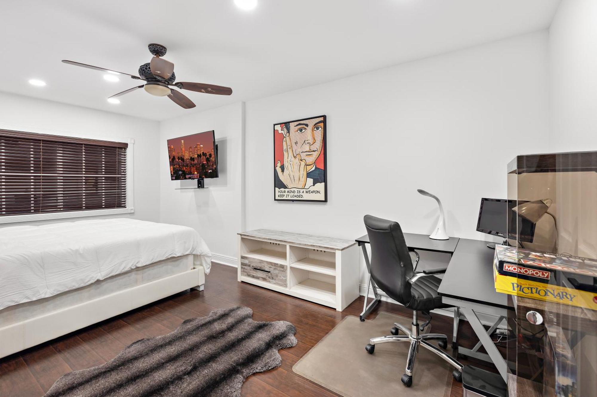Oasis: Unrivaled Views & Endless Space * Los Angeles